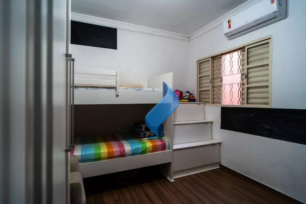 Casa, 2 quartos, 151 m² - Foto 1