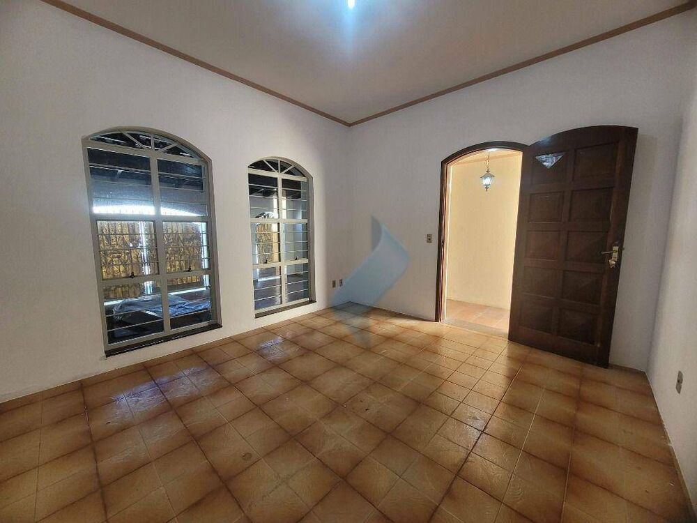Casa para alugar com 2 quartos, 96m² - Foto 6