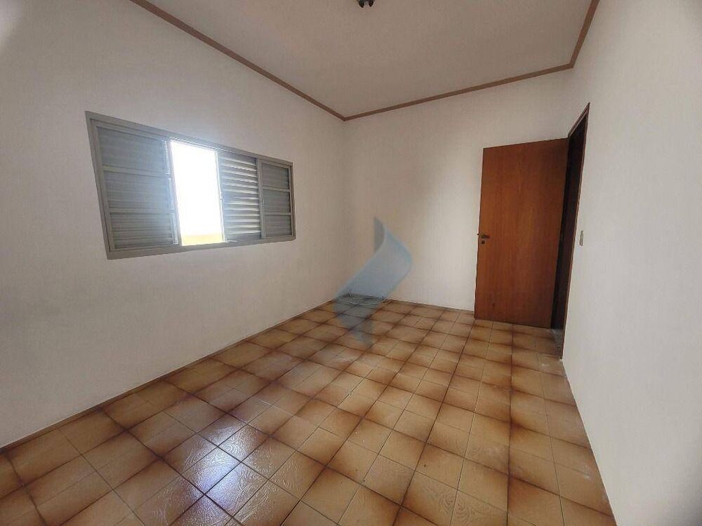 Casa para alugar com 2 quartos, 96m² - Foto 9