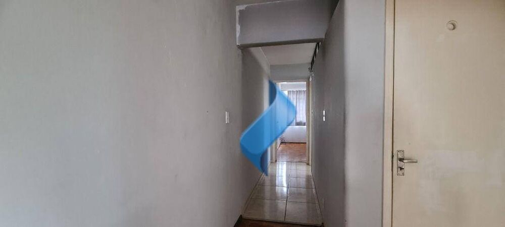 Casa para alugar com 3 quartos, 101m² - Foto 1