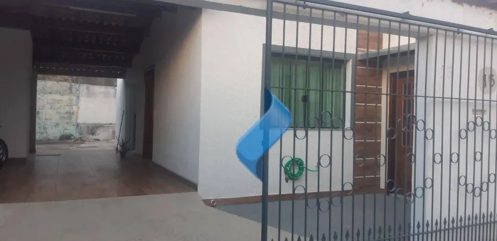 Casa, 3 quartos, 200 m² - Foto 1