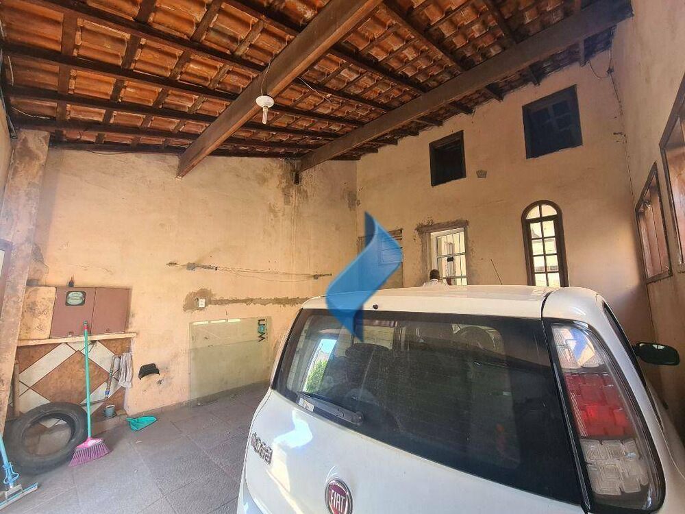 Casa, 7 quartos, 229 m² - Foto 4
