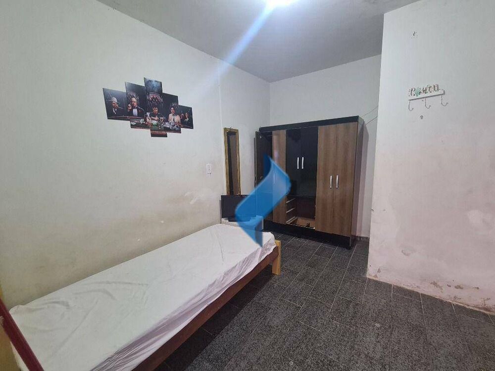 Casa, 7 quartos, 229 m² - Foto 2