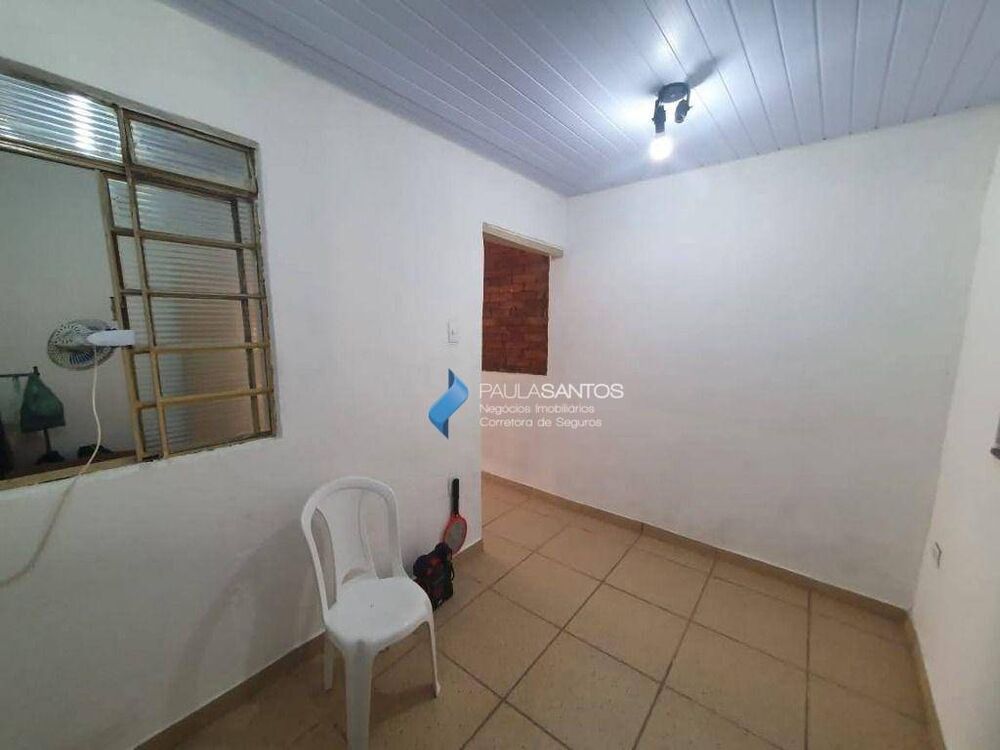 Casa à venda com 2 quartos, 54m² - Foto 2