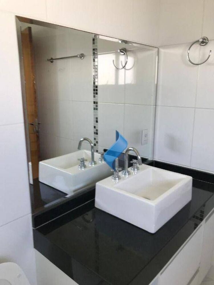Casa de Condomínio à venda e aluguel com 6 quartos, 260m² - Foto 11