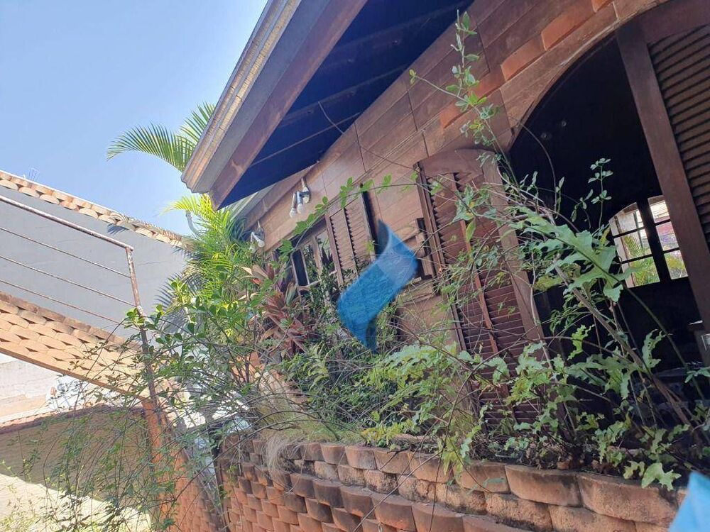 Casa, 3 quartos, 128 m² - Foto 1