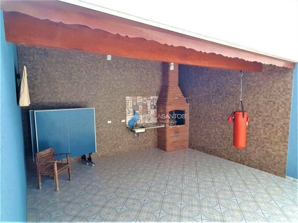 Casa, 4 quartos, 238 m² - Foto 3