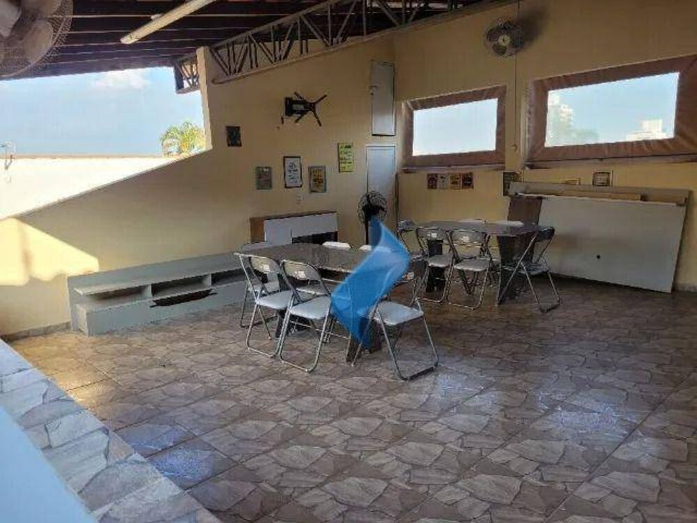 Casa, 3 quartos, 220 m² - Foto 19