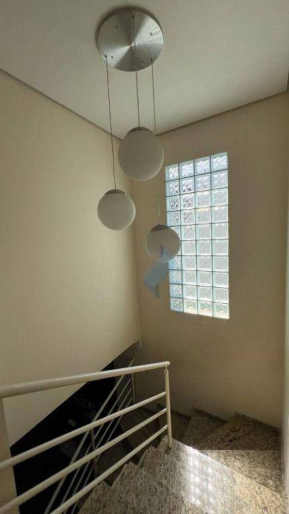 Casa, 3 quartos, 192 m² - Foto 1