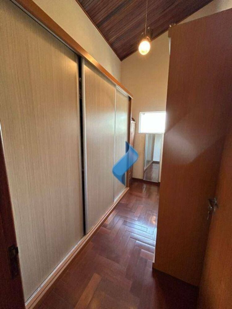 Casa de Condomínio à venda com 3 quartos, 575m² - Foto 3