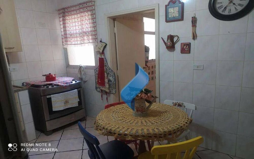 Apartamento à venda com 3 quartos, 113m² - Foto 2