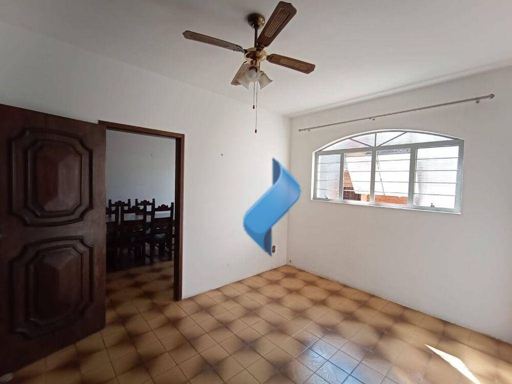 Casa, 3 quartos, 233 m² - Foto 3