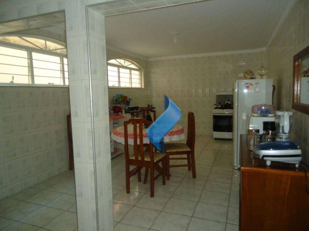 Casa, 2 quartos, 254 m² - Foto 8