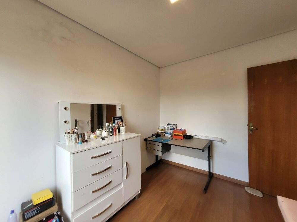 Casa, 4 quartos, 159 m² - Foto 2
