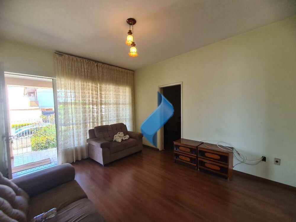 Casa à venda com 3 quartos, 191m² - Foto 2