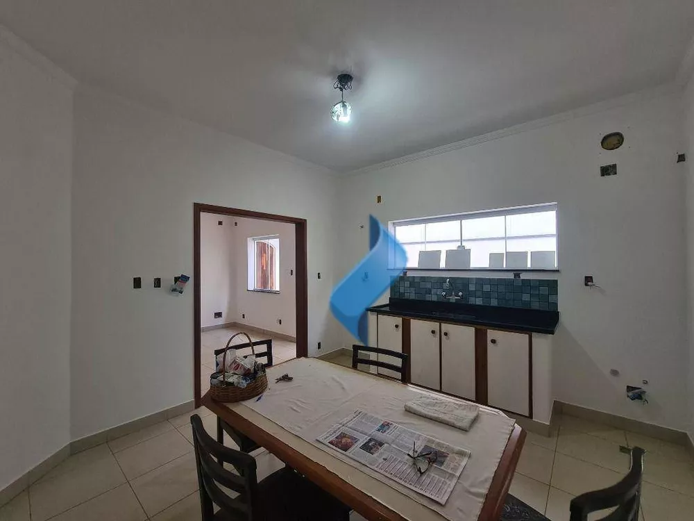 Casa, 3 quartos, 431 m² - Foto 3