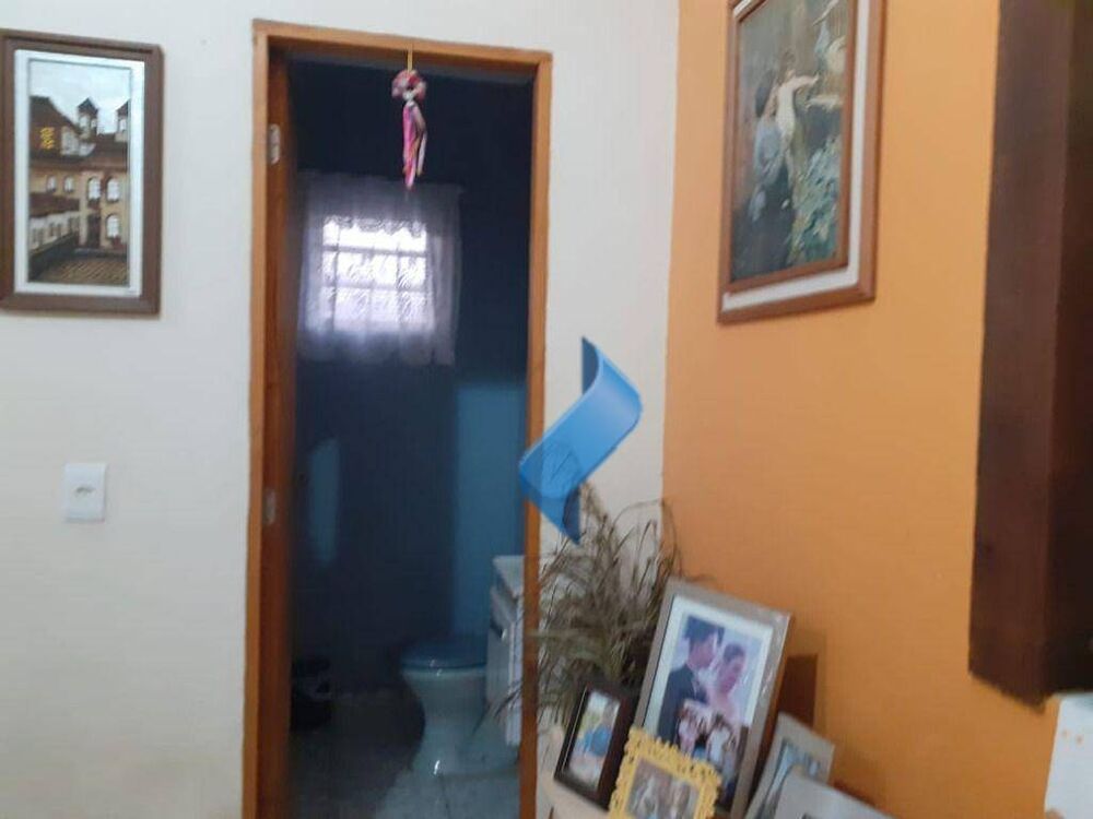Casa, 4 quartos, 190 m² - Foto 1