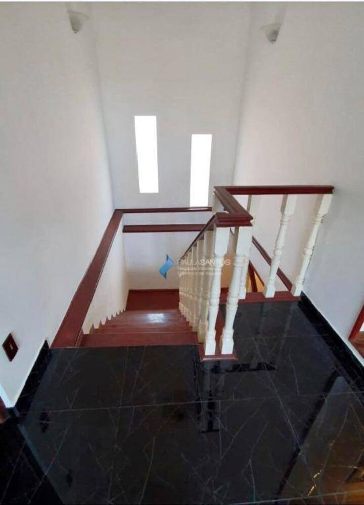 Casa à venda com 6 quartos, 449m² - Foto 2