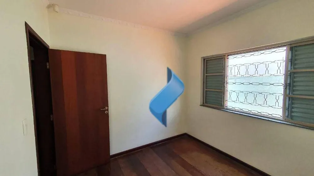 Casa, 3 quartos, 227 m² - Foto 3