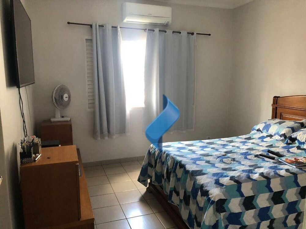 Casa, 5 quartos, 244 m² - Foto 2