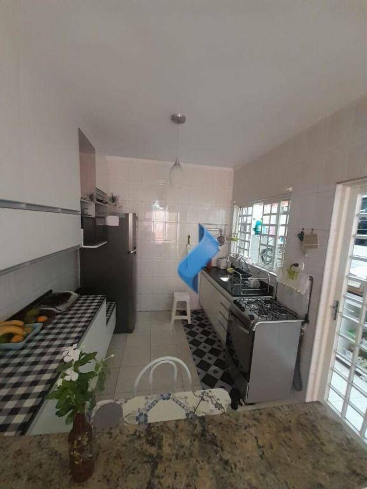 Casa, 3 quartos, 178 m² - Foto 3
