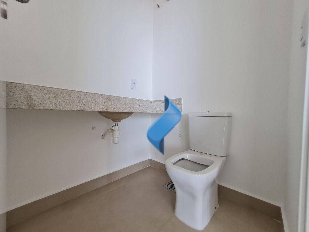 Apartamento para alugar com 4 quartos, 166m² - Foto 1