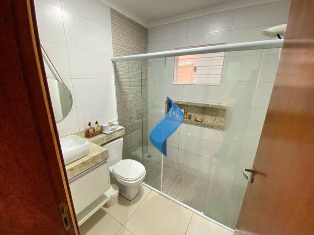 Casa, 3 quartos, 214 m² - Foto 4