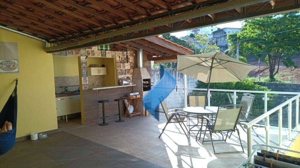 Casa, 2 quartos, 170 m² - Foto 2