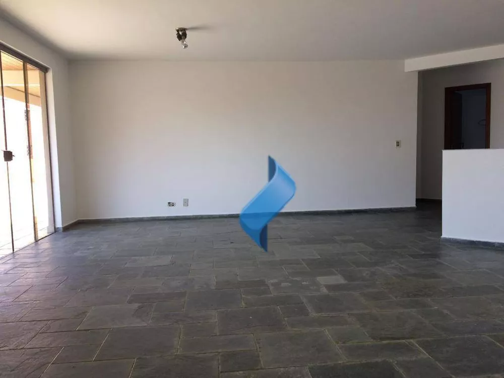 Apartamento à venda com 4 quartos, 347m² - Foto 2