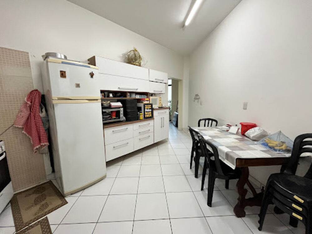 Casa, 4 quartos, 276 m² - Foto 2