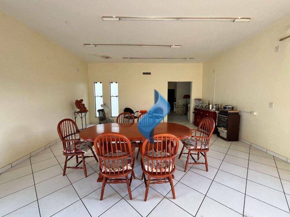 Casa, 4 quartos, 276 m² - Foto 13