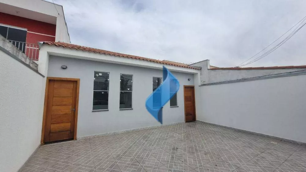 Casa à venda com 2 quartos, 51m² - Foto 1