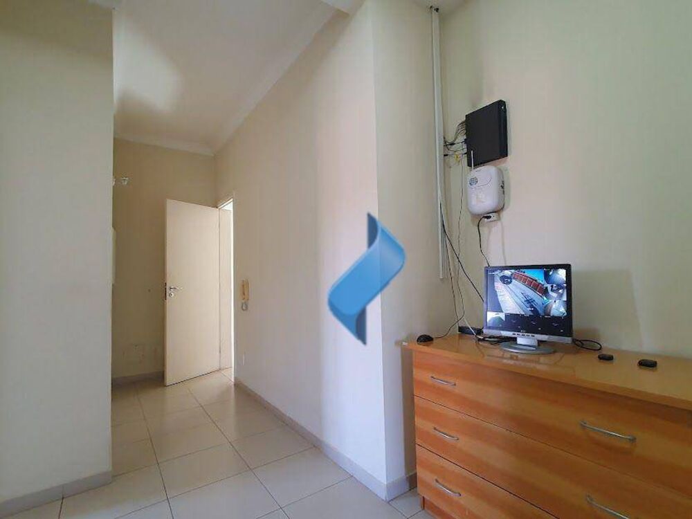 Casa, 3 quartos, 218 m² - Foto 2