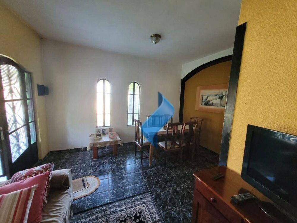 Chácara à venda com 6 quartos, 416m² - Foto 2