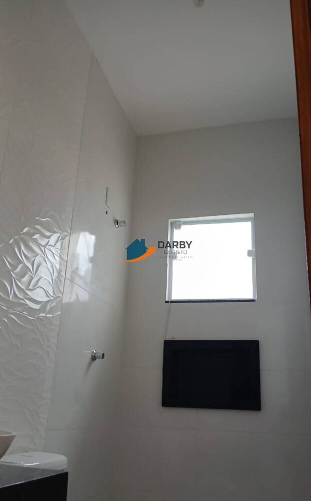 Casa à venda com 2 quartos, 63m² - Foto 4