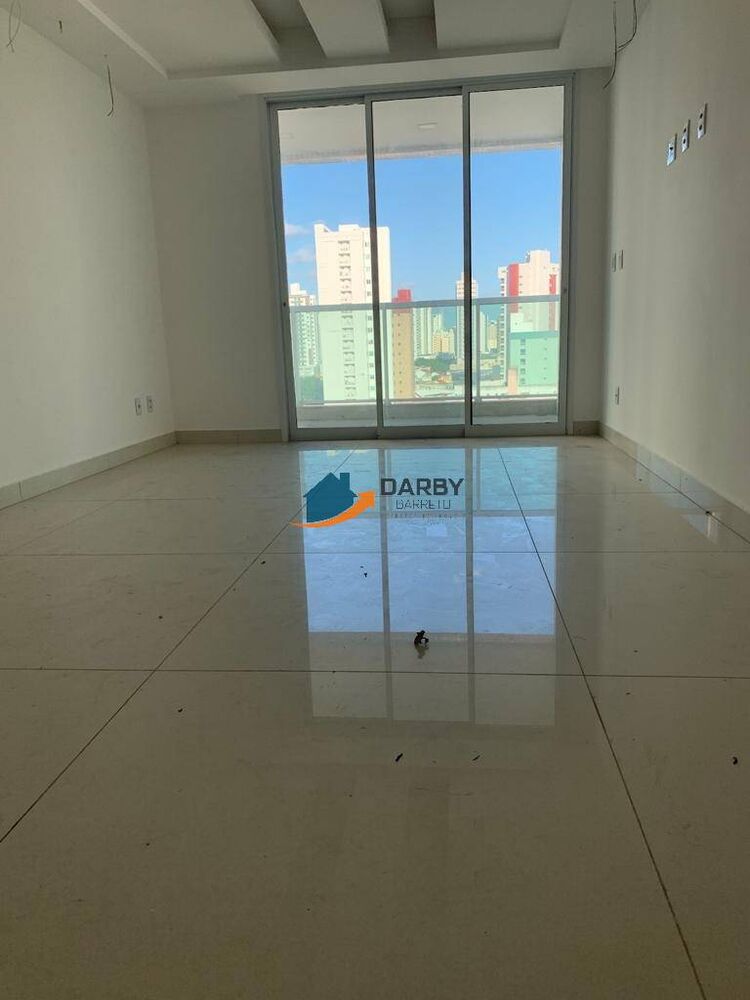 Apartamento à venda com 3 quartos, 114m² - Foto 2