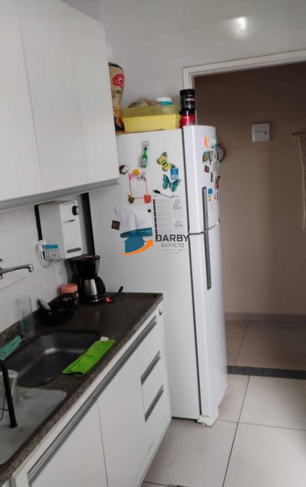 Apartamento à venda com 2 quartos, 77m² - Foto 3