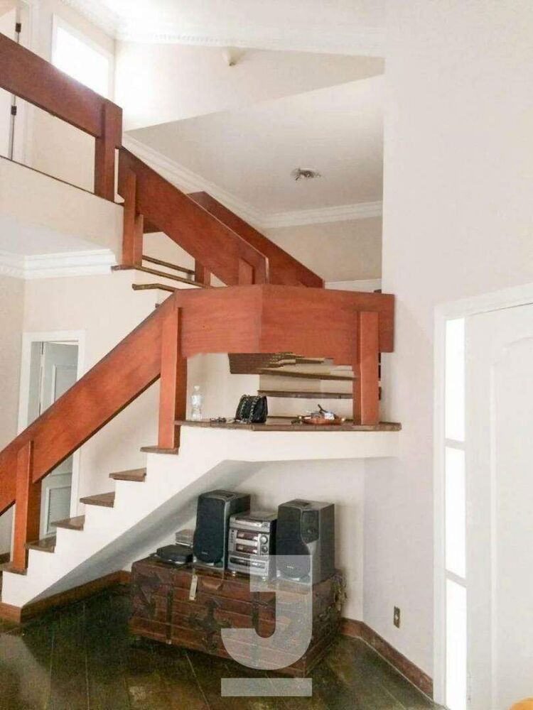 Casa, 3 quartos, 230 m² - Foto 1