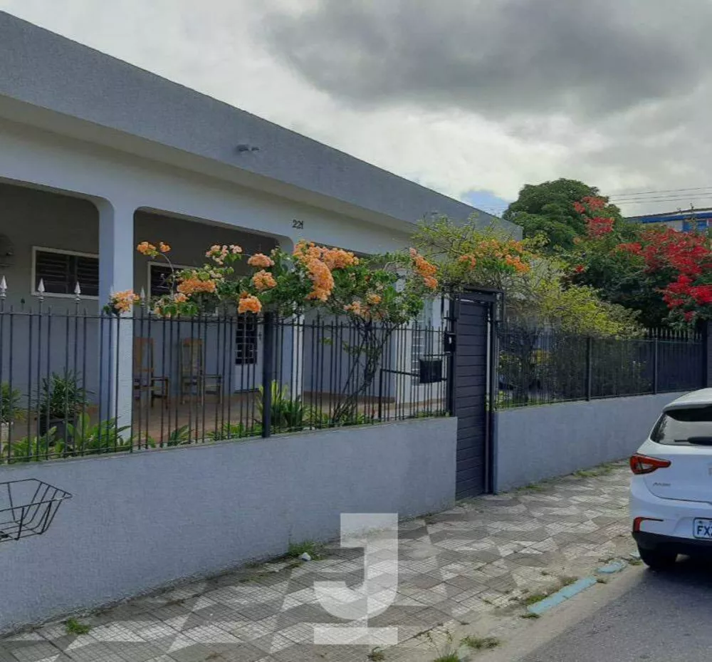 Casa, 3 quartos, 194 m² - Foto 9