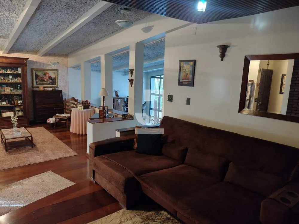 Casa, 4 quartos, 438 m² - Foto 1
