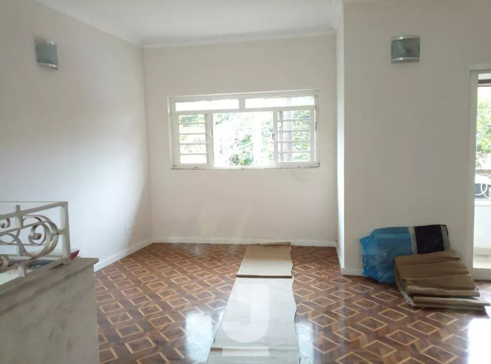 Casa, 4 quartos, 258 m² - Foto 1