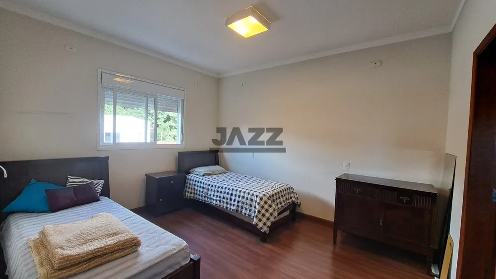 Casa, 4 quartos, 230 m² - Foto 3