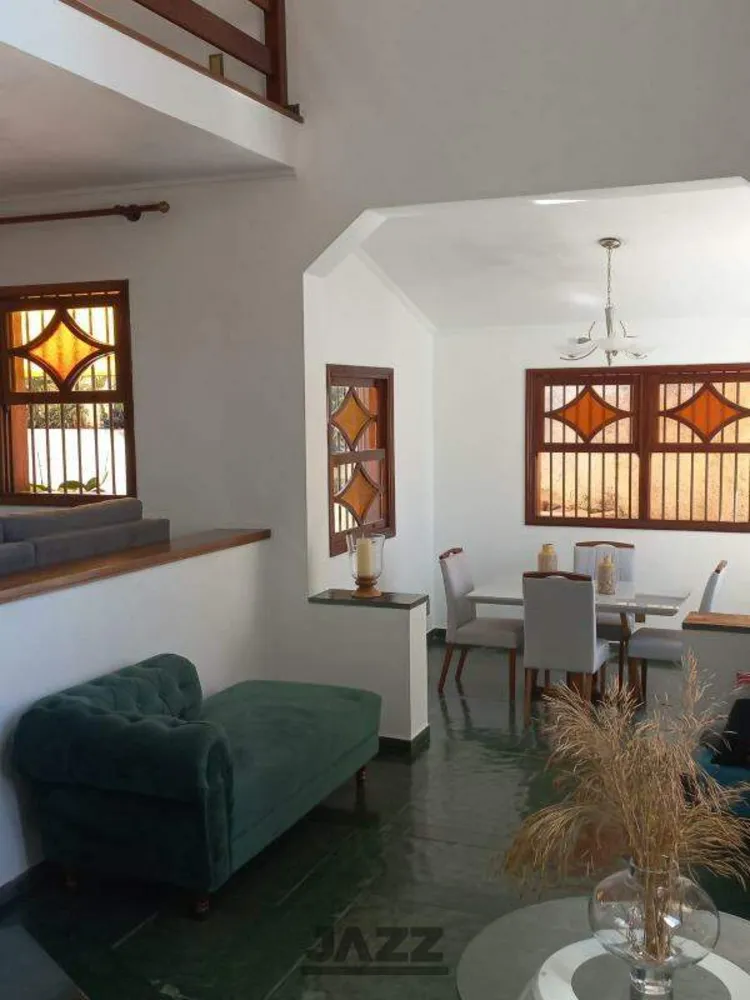 Casa, 5 quartos, 278 m² - Foto 1