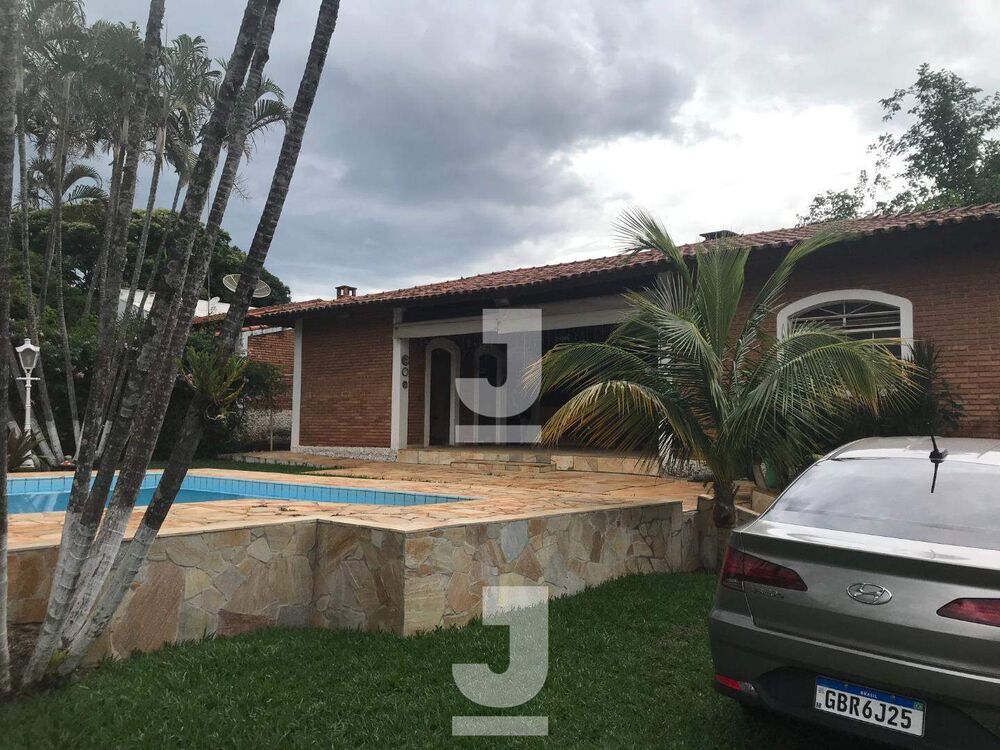 Casa de Condomínio à venda com 3 quartos, 300m² - Foto 1
