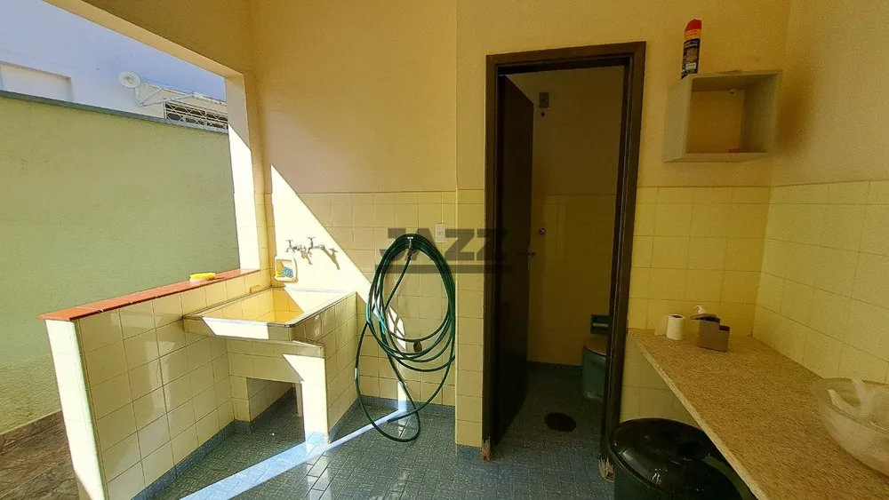 Casa, 3 quartos, 220 m² - Foto 1