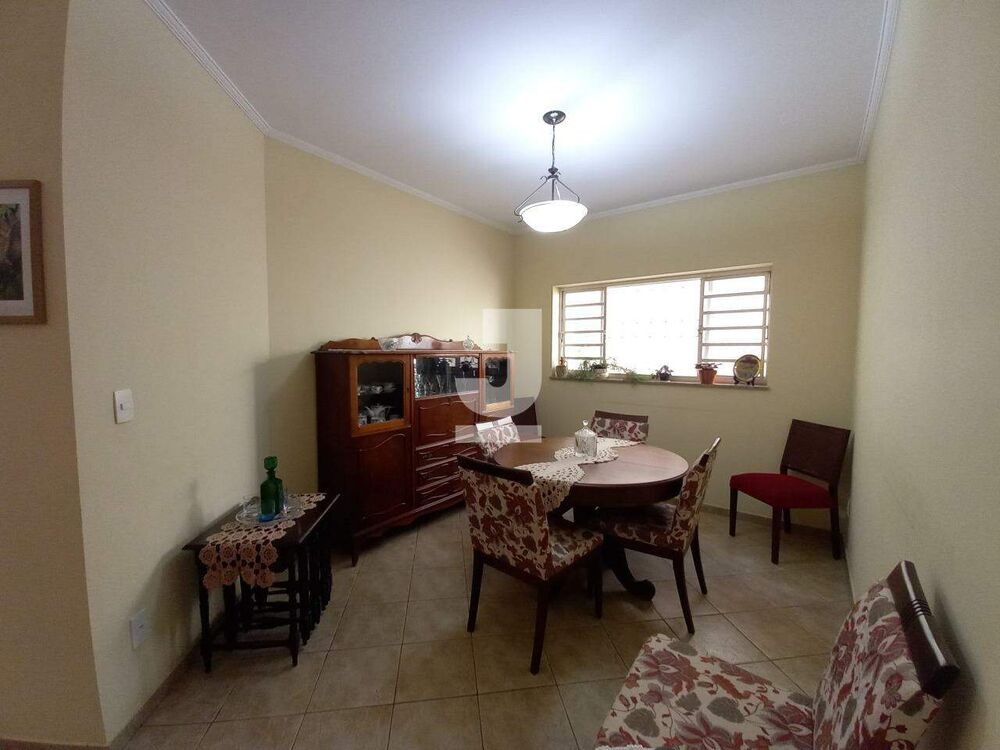 Casa à venda com 4 quartos, 223m² - Foto 4