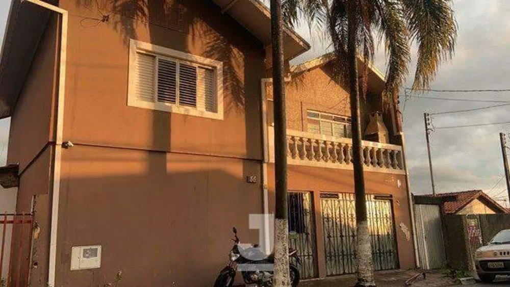 Casa, 4 quartos, 220 m² - Foto 4