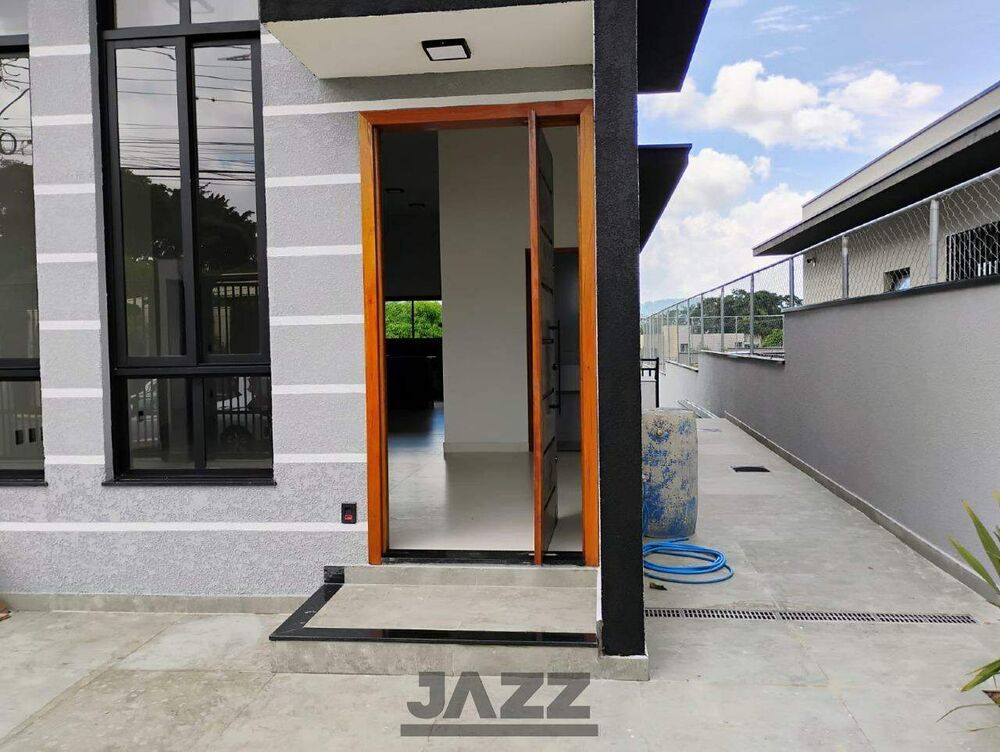 Casa, 3 quartos, 240 m² - Foto 20