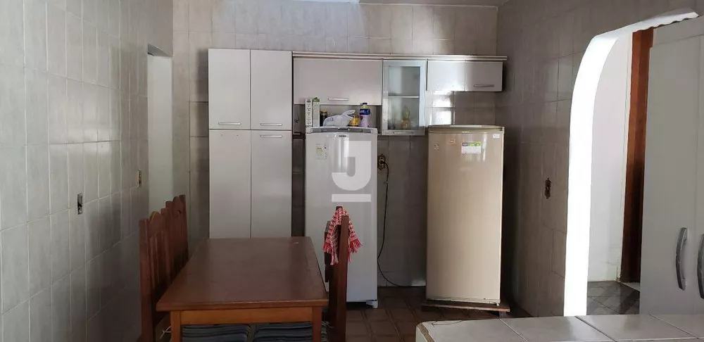 Casa, 3 quartos, 200 m² - Foto 9