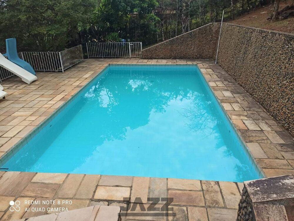 Casa de Condomínio para alugar com 4 quartos, 209m² - Foto 4